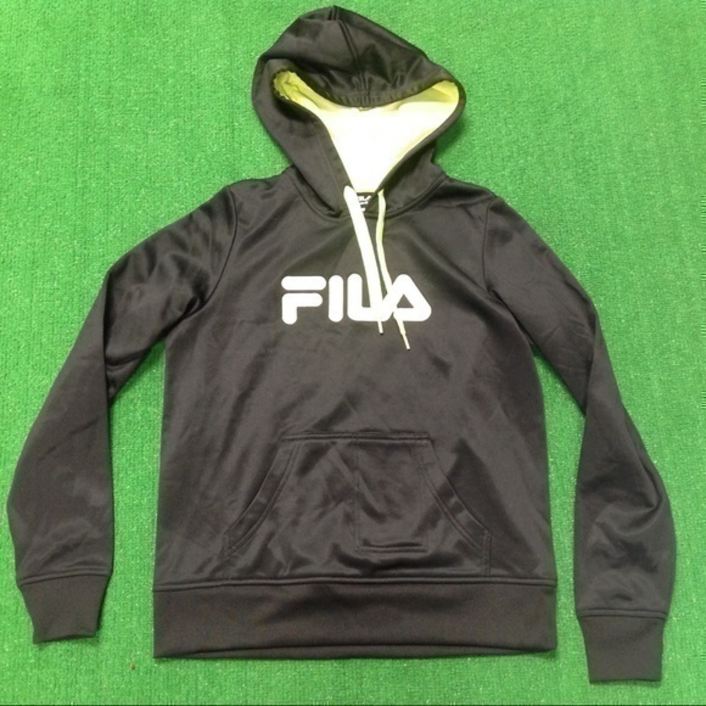 NWT hoodie size medium, with front pouch perfect for cell phone, drawstring hood